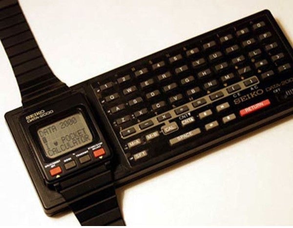 Часы магнитофон. Seiko data-2000. Часы Seiko data 2000. Часы Сейко с клавиатурой. Часы Сейко Дата 2000.