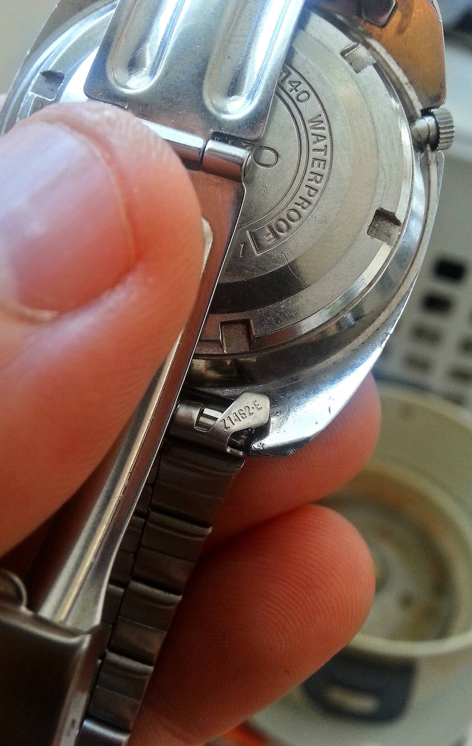 Please help me identify if this is a fake Seiko band! | WatchUSeek Watch  Forums