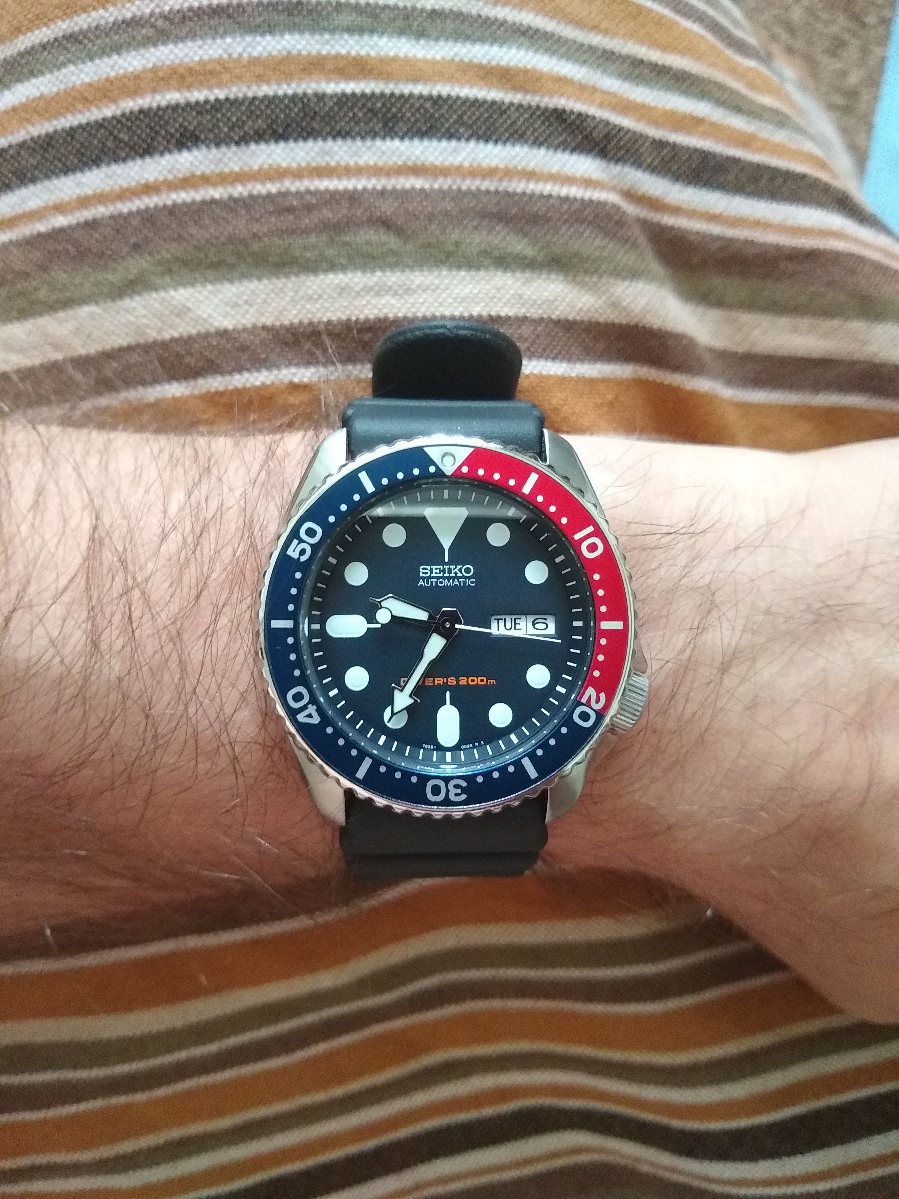 How is SKX007 on small wrist? Bought a Seiko SKX013 and think it's too small-  | WatchUSeek Watch Forums
