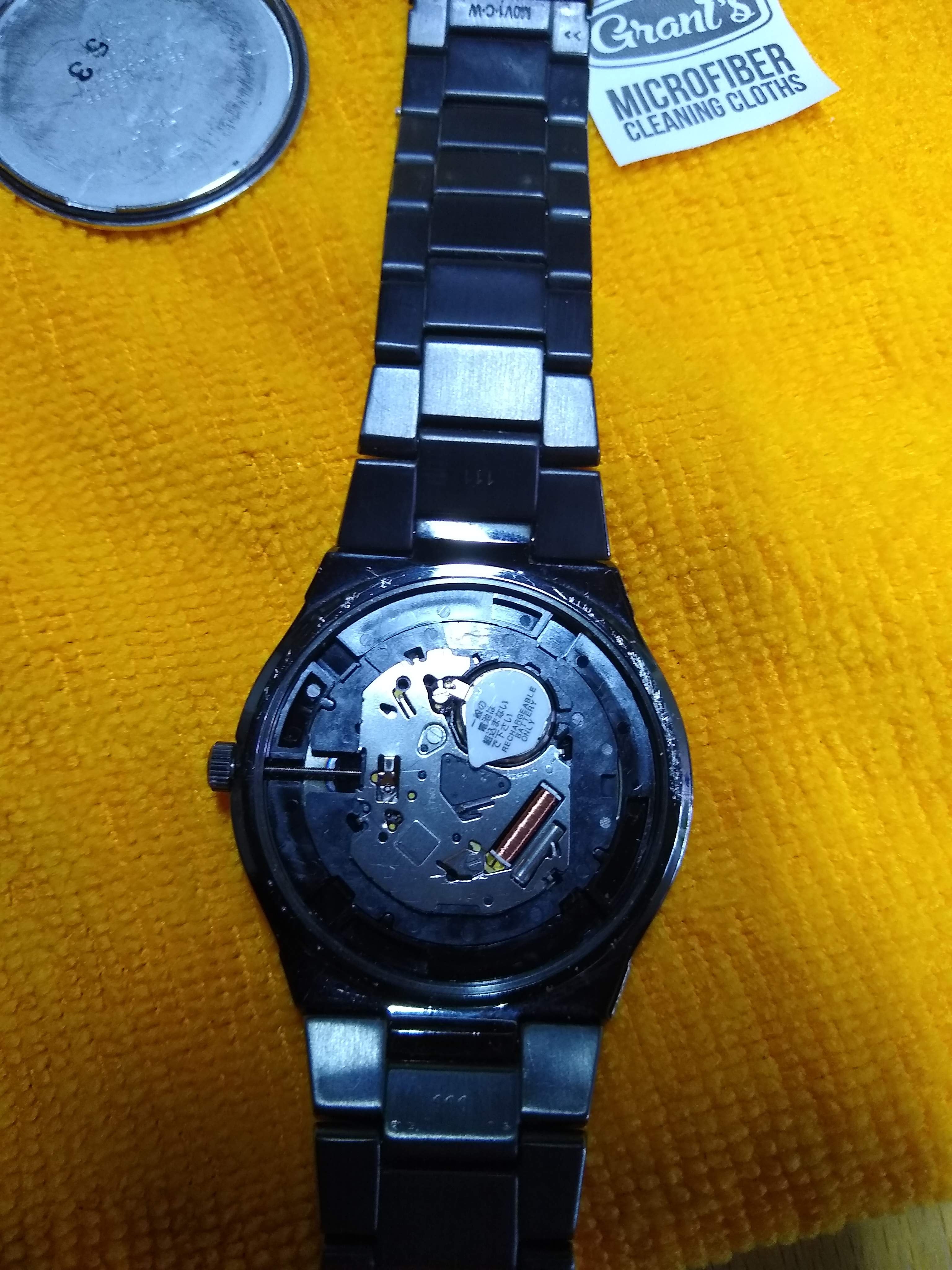 Total 103+ imagen how to change a seiko solar watch battery ...