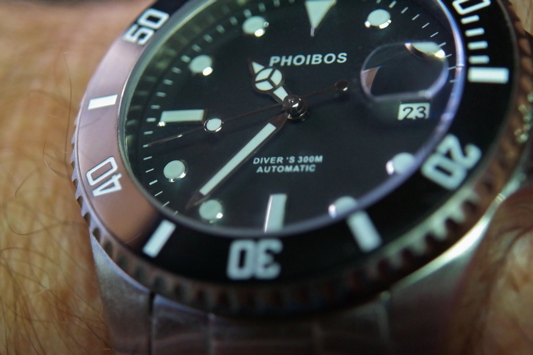 phoibos py007c 300m automatic diver watch black