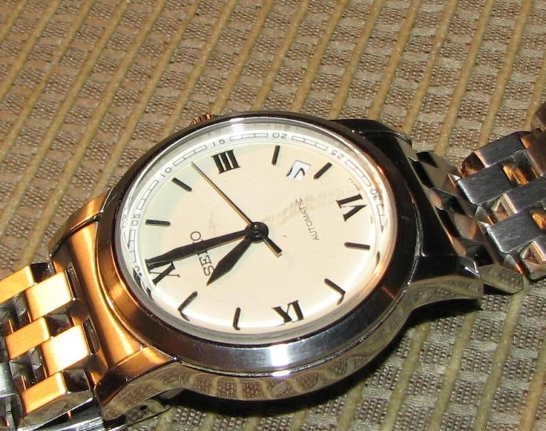 Removing scratches from seiko hardlex? | WatchUSeek Watch Forums