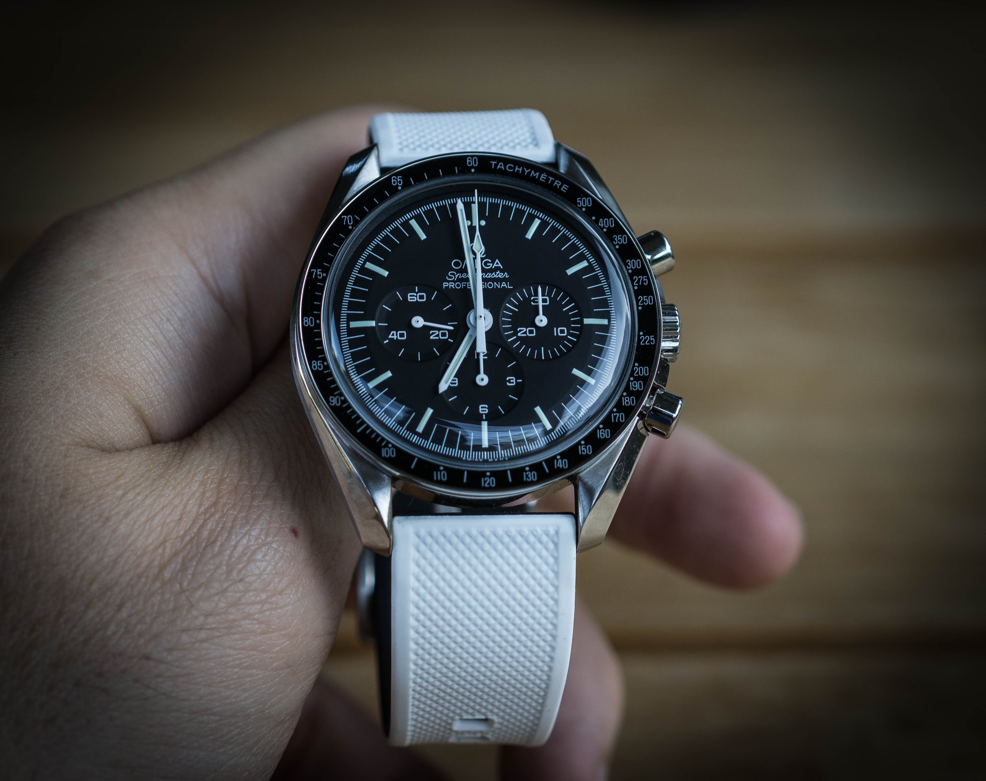 omega speedmaster with rubber strap