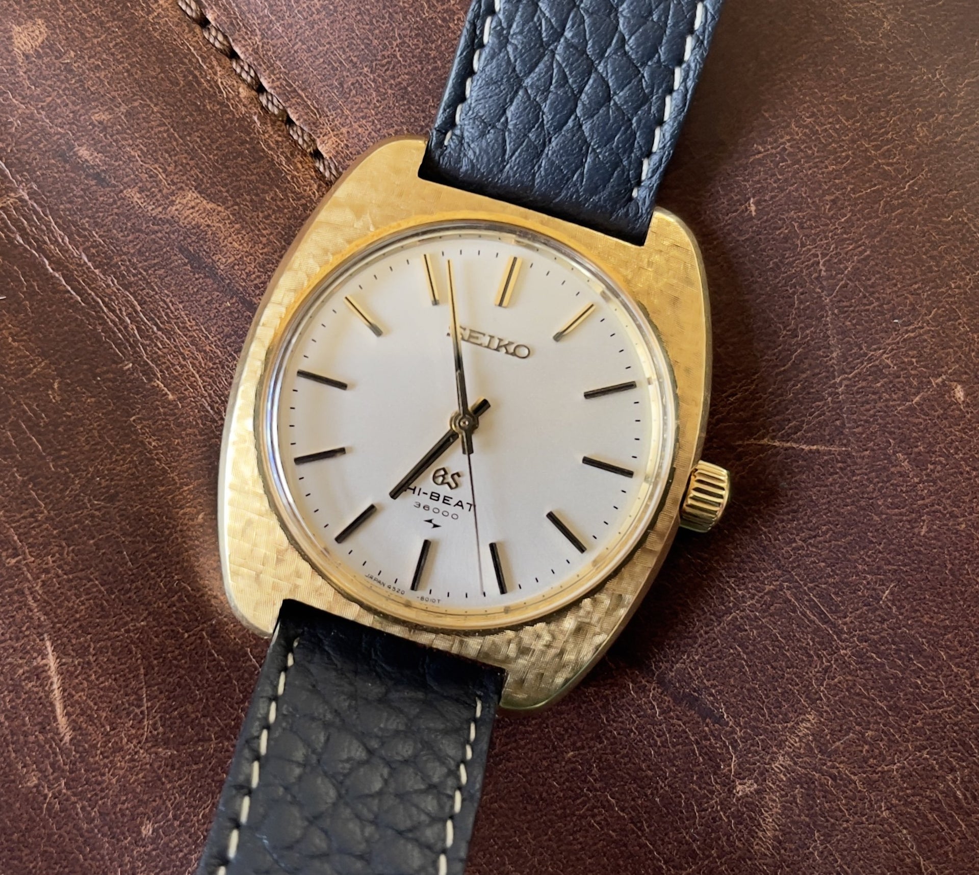 Grand Seiko 4520 8010 18K Gold - Superbly Rare! Serviced, Circa 1970 |  WatchUSeek Watch Forums