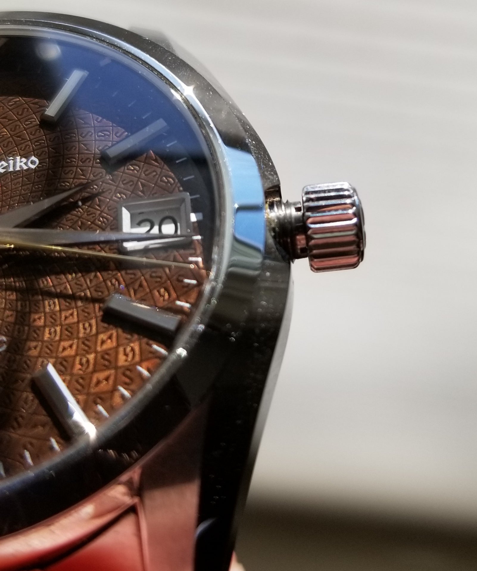 Issue with screw down crown on Grand Seiko watches? | WatchUSeek Watch  Forums