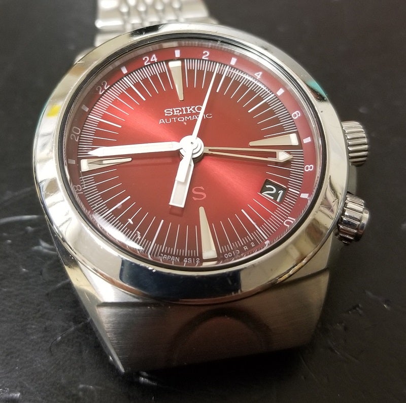 Seiko SCFF007 4S12-0010 SUS GMT red dial | WatchUSeek Watch Forums